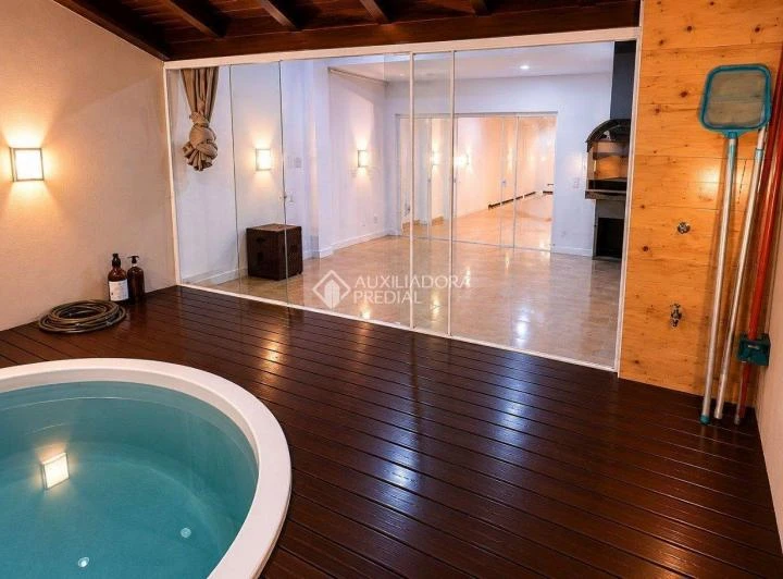 House with balcony and built-in grill plus 2 ensuite bedrooms — photo 2