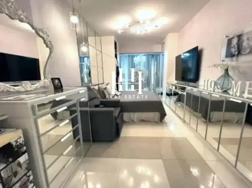 Furnished house with 6 en-suite bedrooms and shared pool — photo 16
