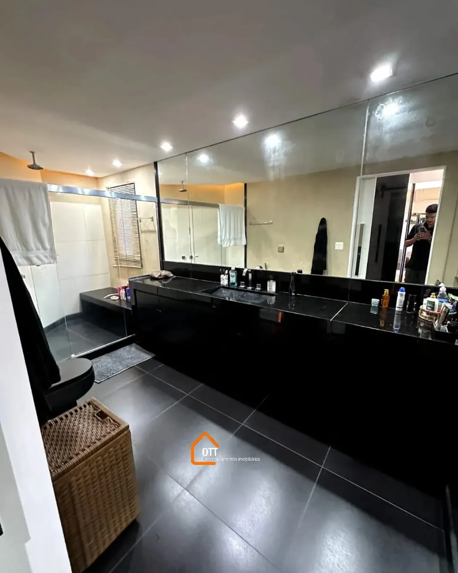 Casa com varanda e churrasqueira 5 quartos e 5 banheiros — photo 33