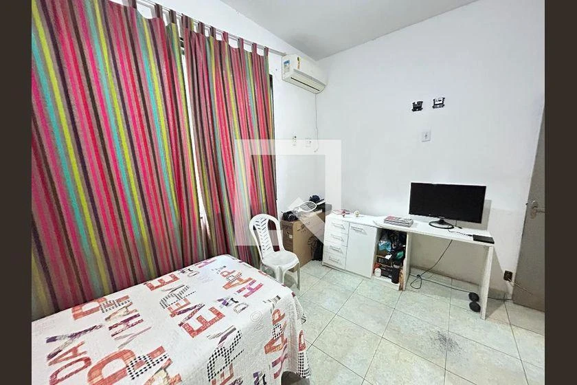 Home office in a 3-bedroom house, 197 m² — photo 28