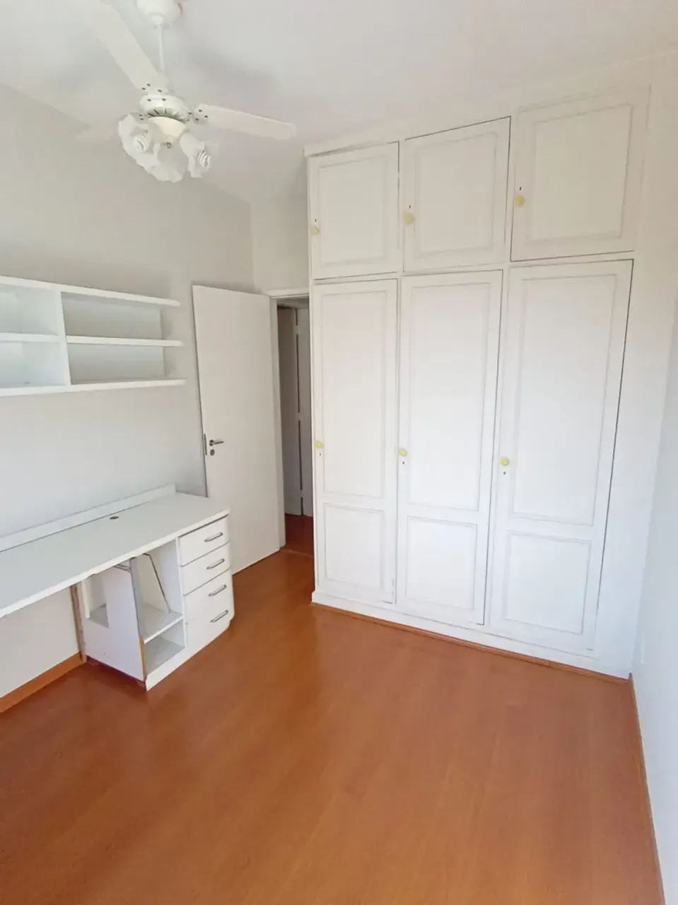 For rent: 75 m² apartment with 2 bedrooms and parking — photo 12