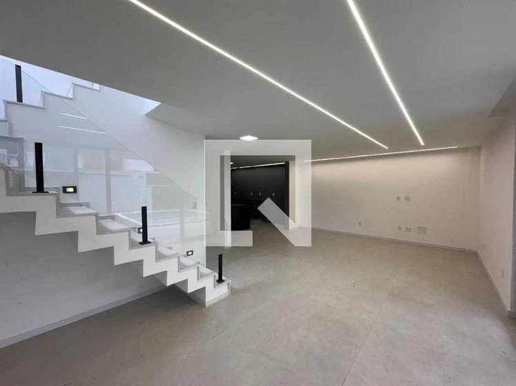 Apartment, 220 m², with a mountain view