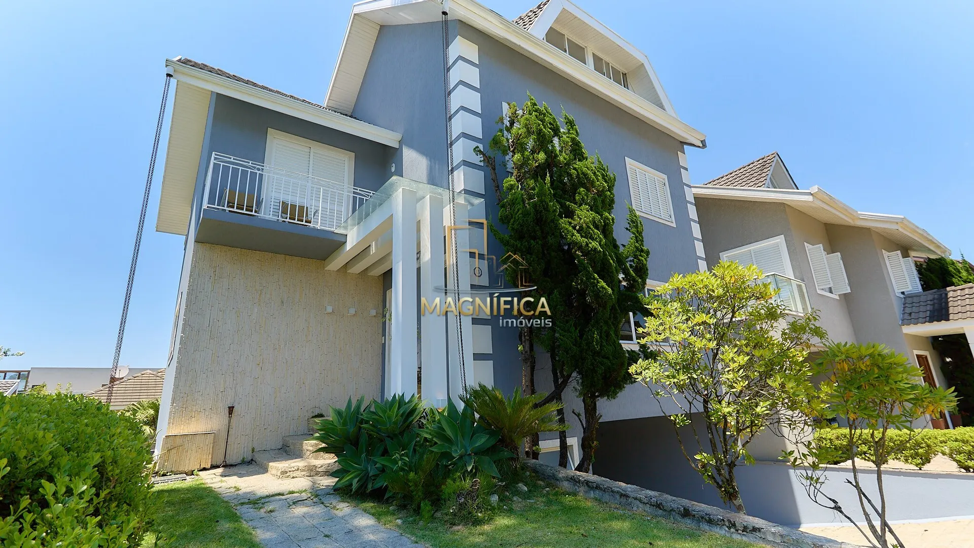 House with 4 bedrooms and 3 en-suite suites, 4 parking spaces — photo 65