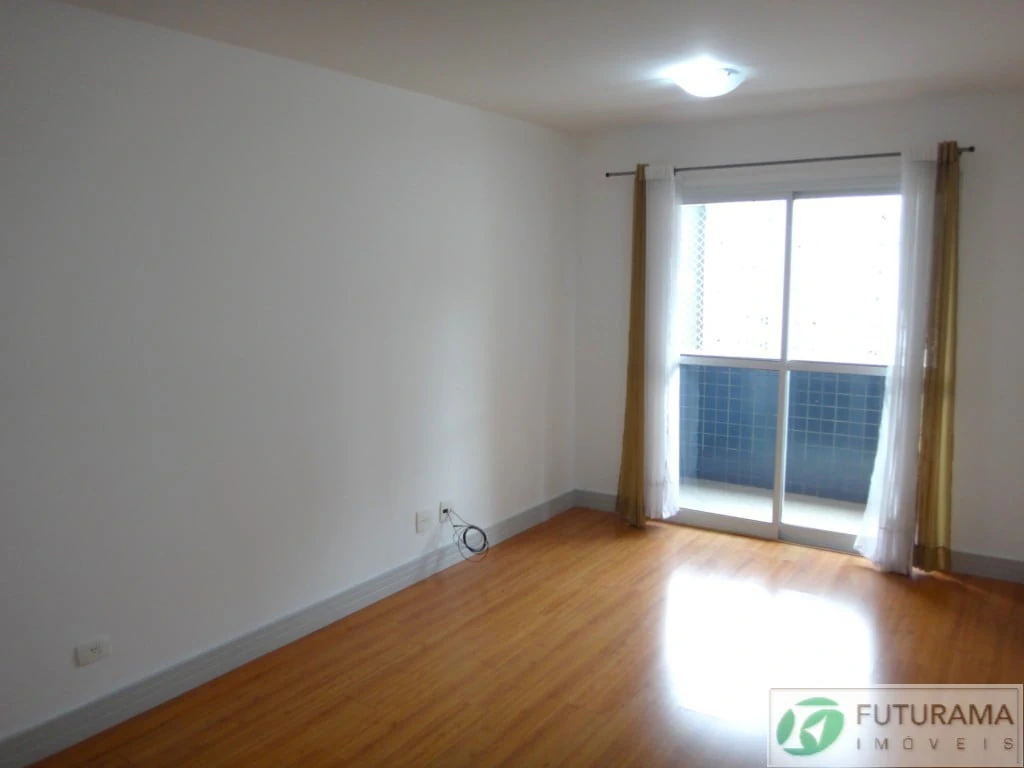 Apartment, 123 m², with wood or laminate floors — photo 9