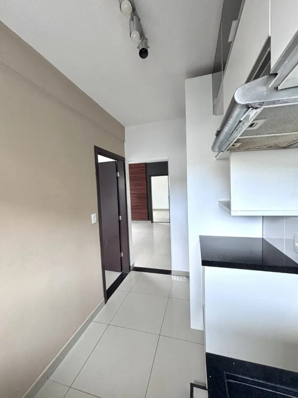 2-bedroom house with a grill on the balcony in Florianópolis — photo 11