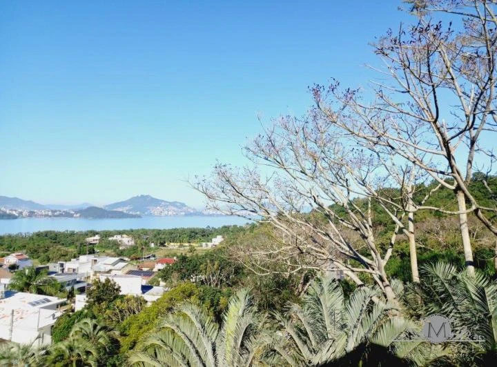 Casa de 300 m² com 5 suítes e vista para água e montanhas — photo 7