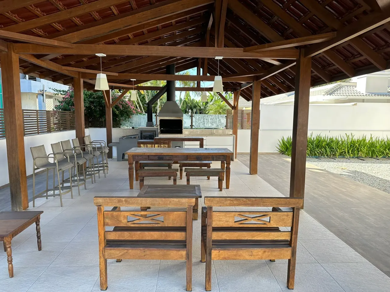 House with 5 bedrooms and a grill on the balcony — photo 15