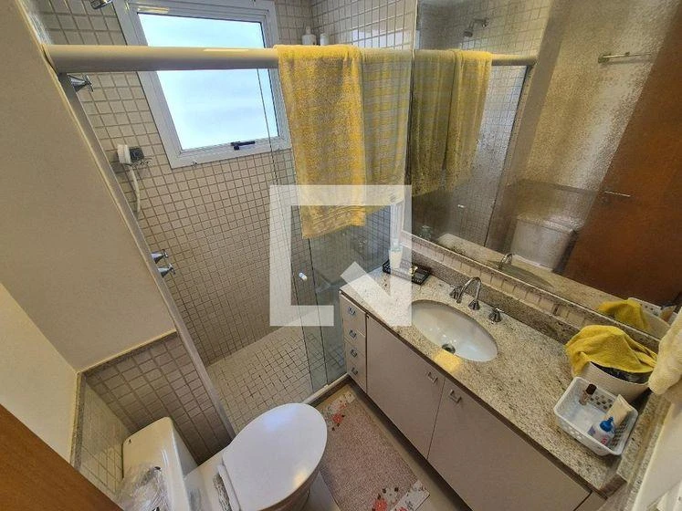 Glass-enclosed balcony in a 3-bedroom apartment, 76 m² — photo 24