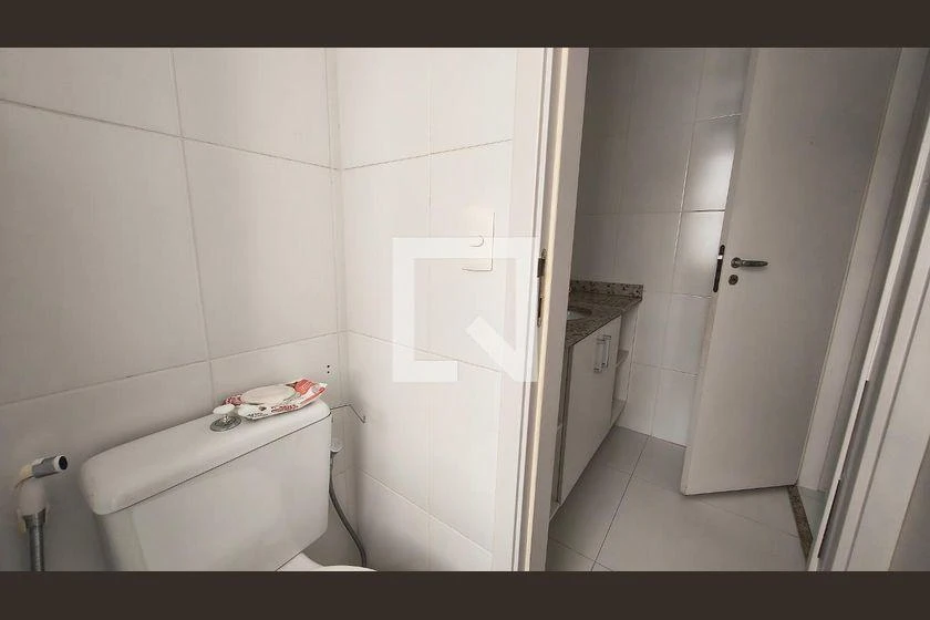 Apartment, 87 m², with a glass-enclosed balcony — photo 32