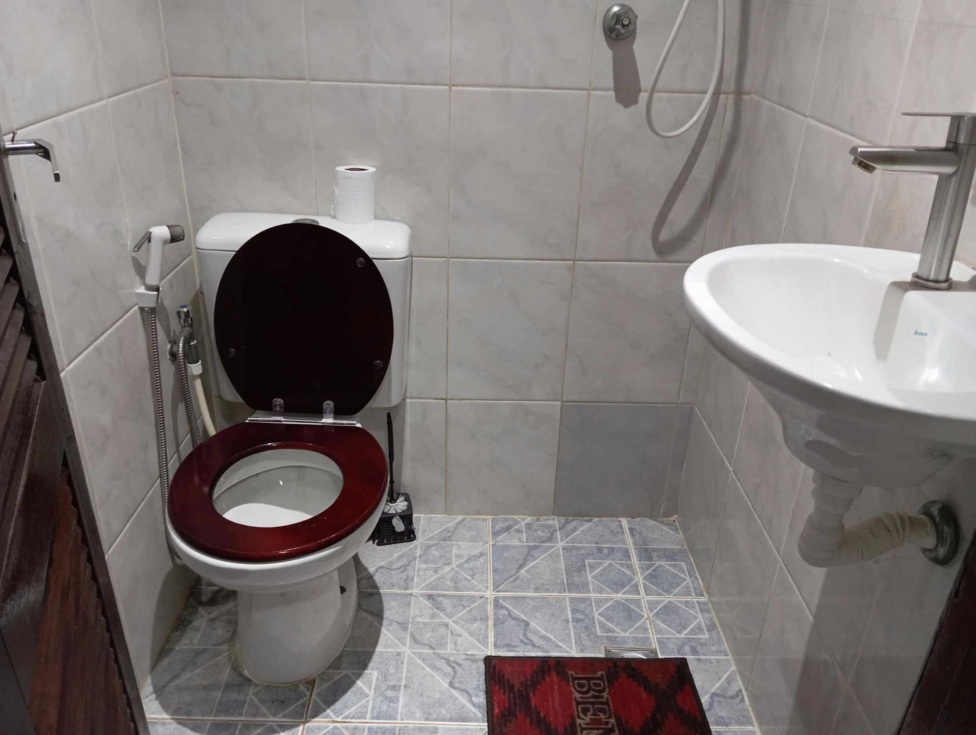 Furnished house with 3 bedrooms and 3 bathrooms — photo 33