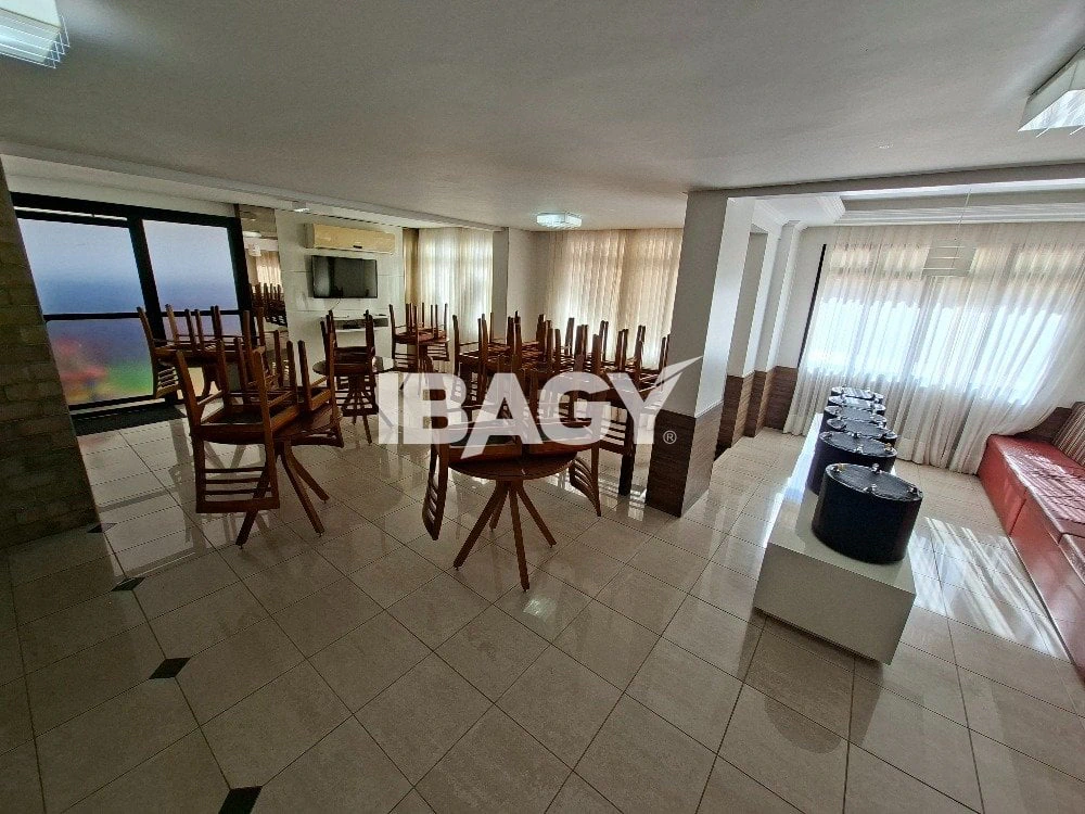 98 m² apartment with a private BBQ and a private pool — photo 2