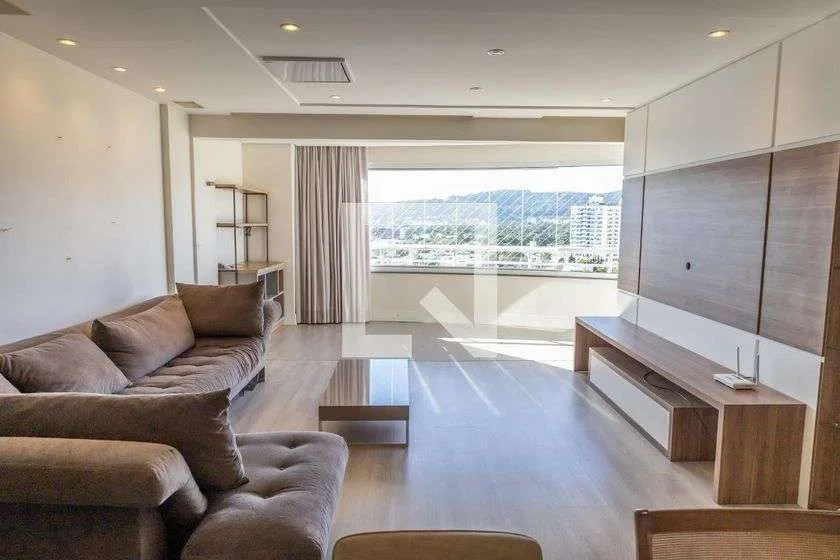 Орендна квартира з 3 спальнями та 304 м² — photo 7