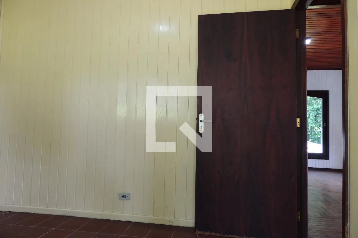 Casa para locação com 3 quartos e 280 m² — photo 60