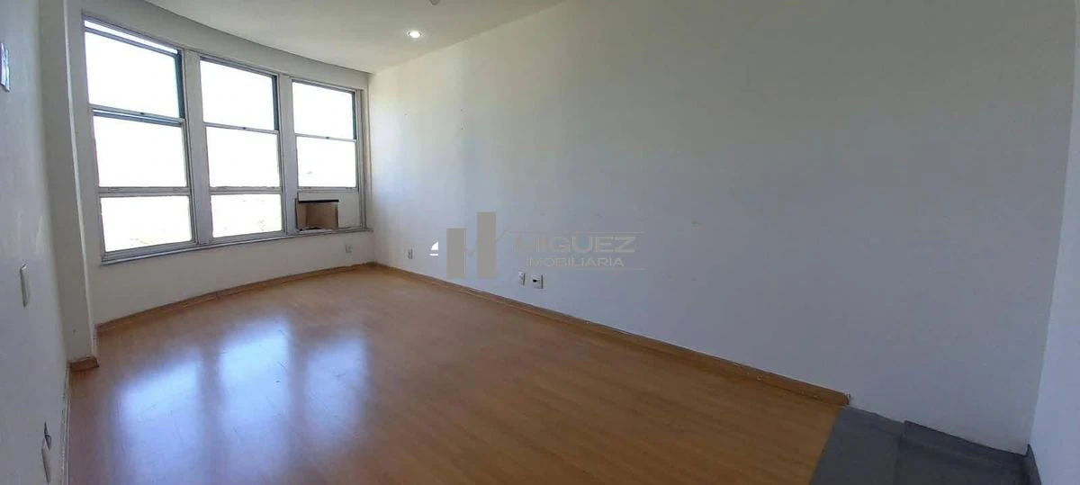 Apartamento de 190 m² com 3 quartos e vaga, cozinha fechada — photo 8