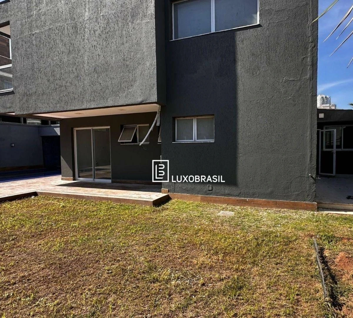 House with 7 bedrooms and 700 m², gas kitchen — photo 19