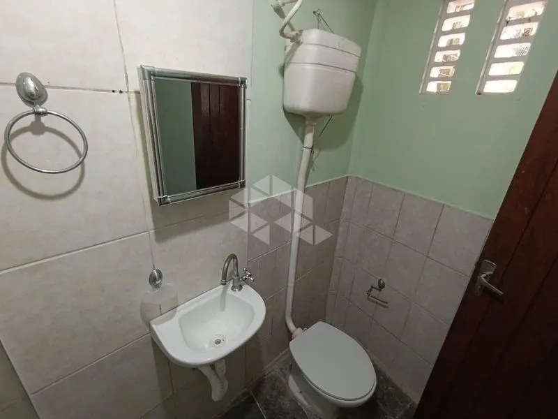 35 m² apartment with 1 bedroom and glass shower — photo 8