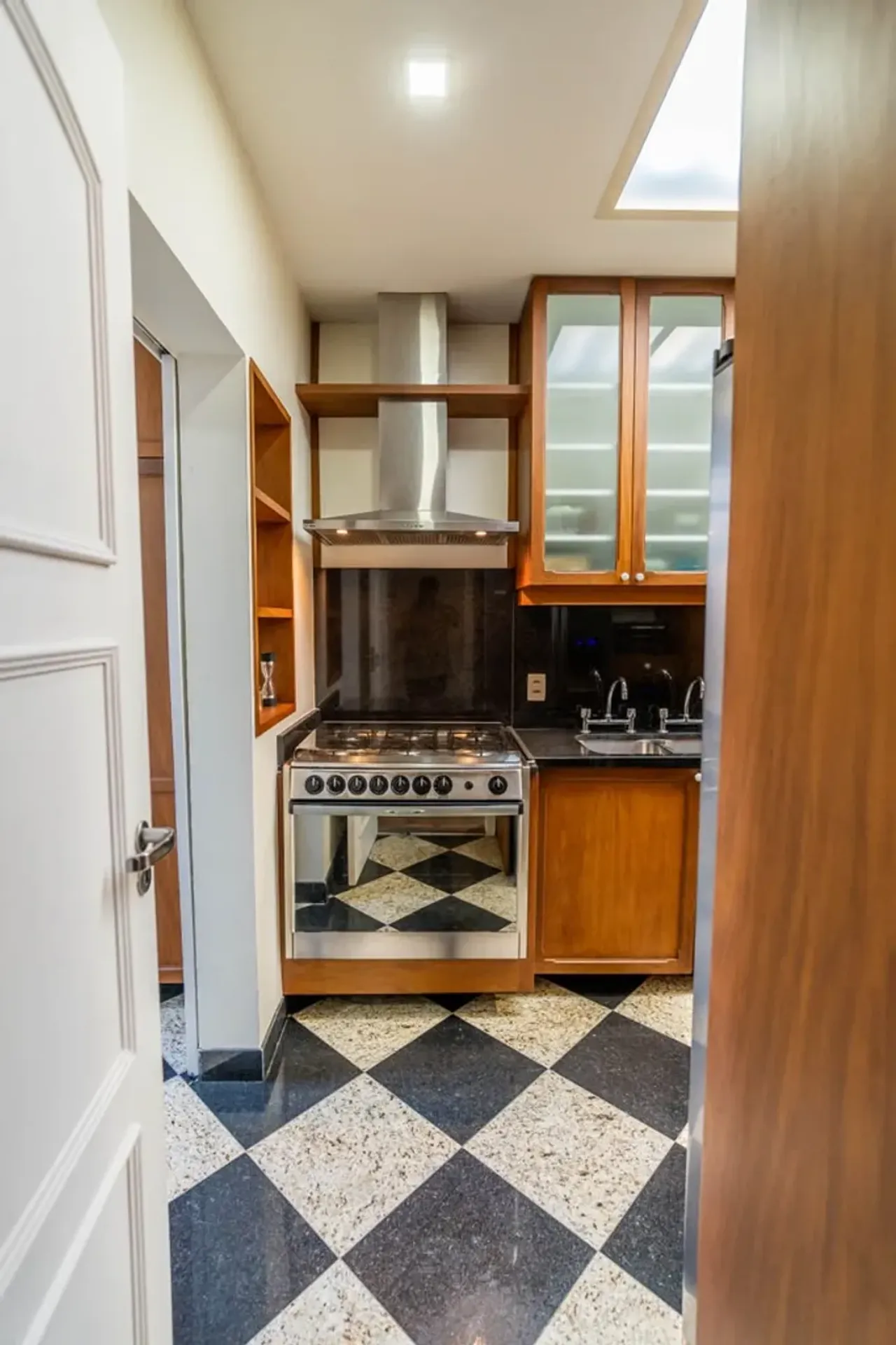 Rental apartment with 4 bedrooms and 125 m² — photo 56