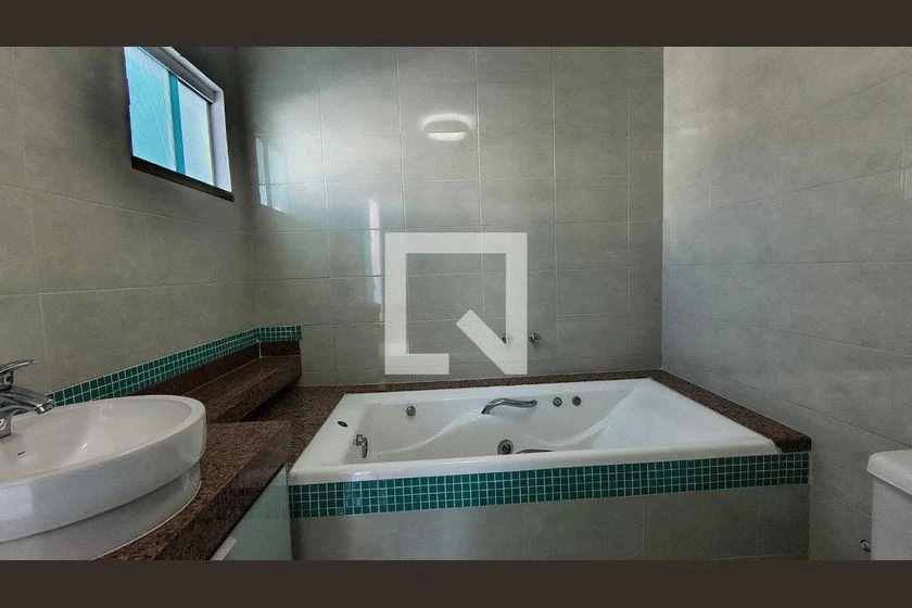 Casa de 300 m² com 3 suítes e 6 banheiros — photo 17