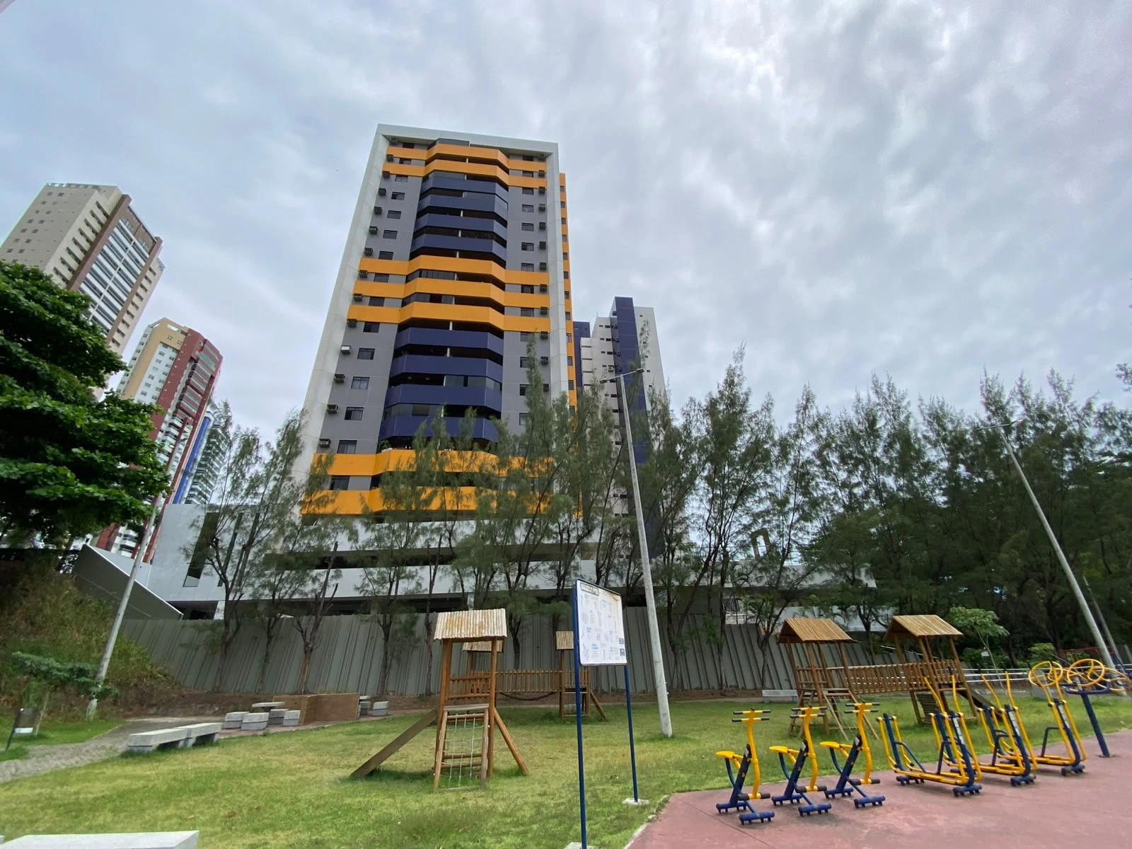 104 m² apartment with a park view and a private BBQ — photo 10