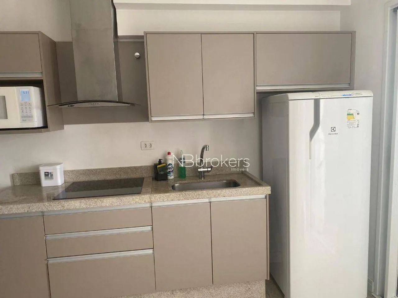 Furnished 59 m² apartment with 1 bedroom and balcony — photo 7