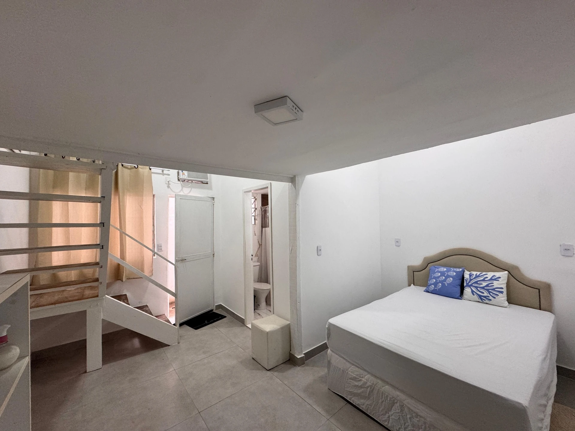 Washing machine in a one-bedroom house, 76 m² — photo 4