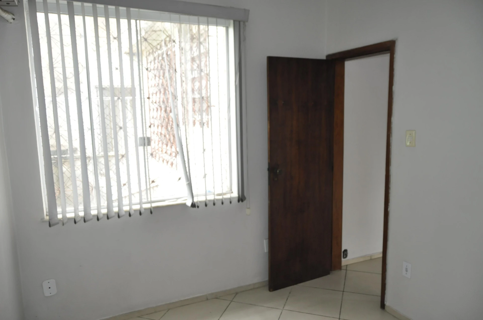 Casa para alugar com 2 quartos e 1 banheiro — photo 17