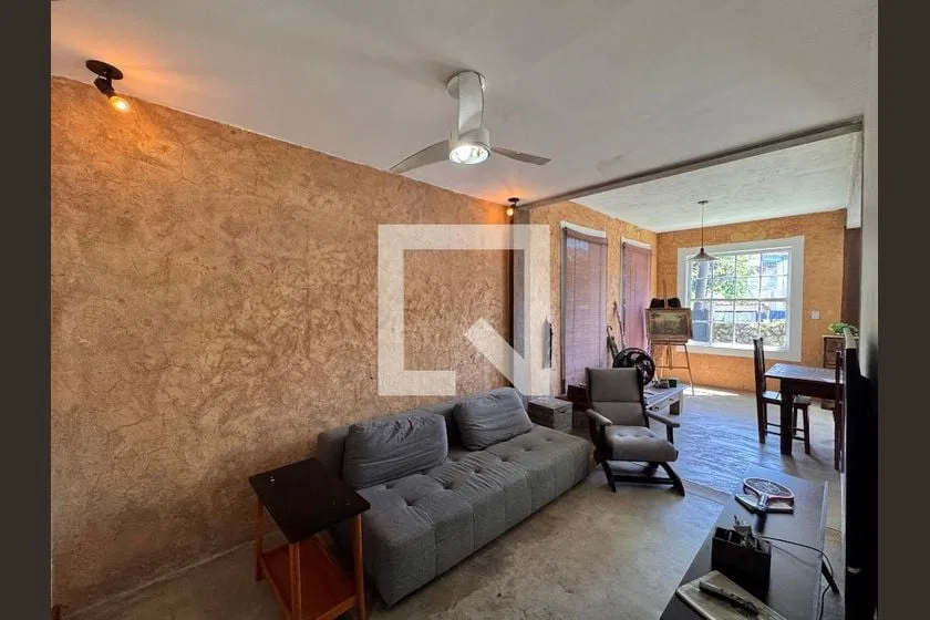 Casa de 4 dormitorios y 3 baños, 490 m² en total — photo 14