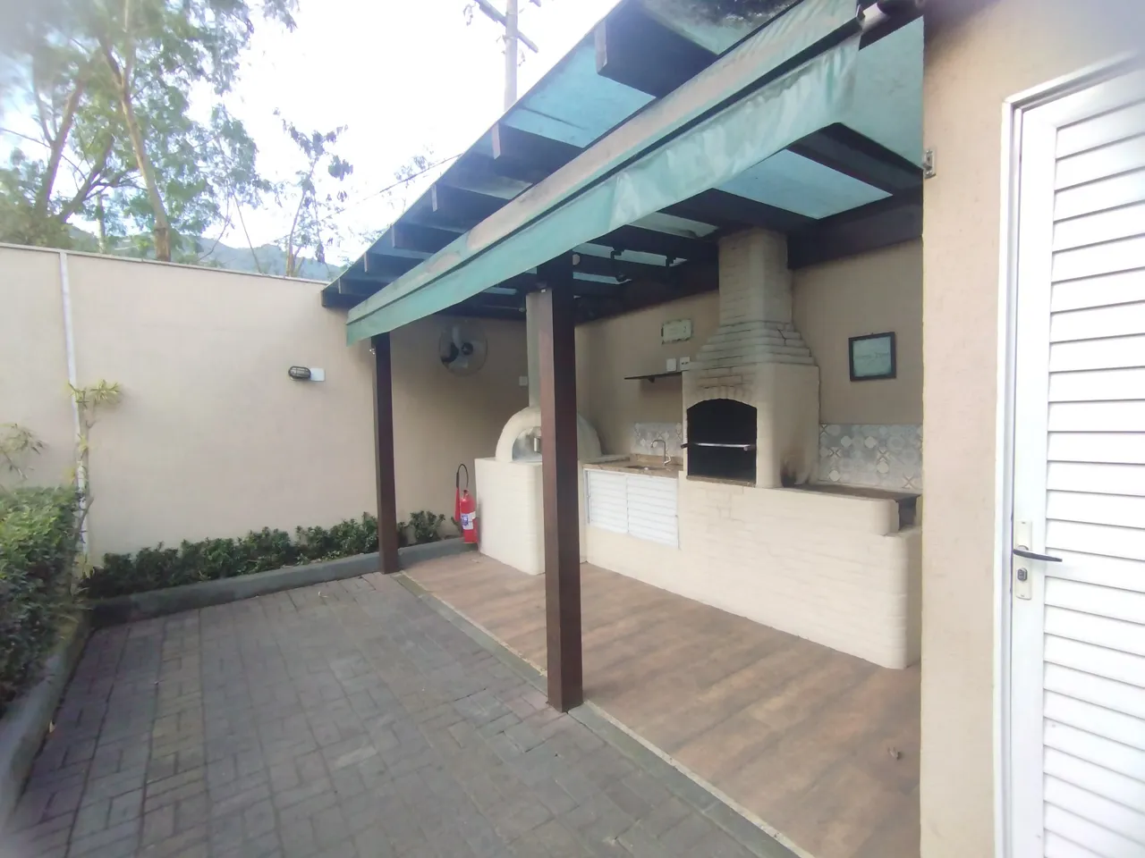 Apartment with 2 bedrooms and shared gym — photo 12