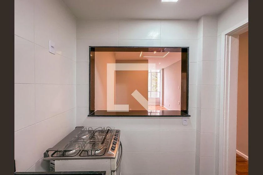 Apartment, 50 m², with wood or laminate floors — photo 10