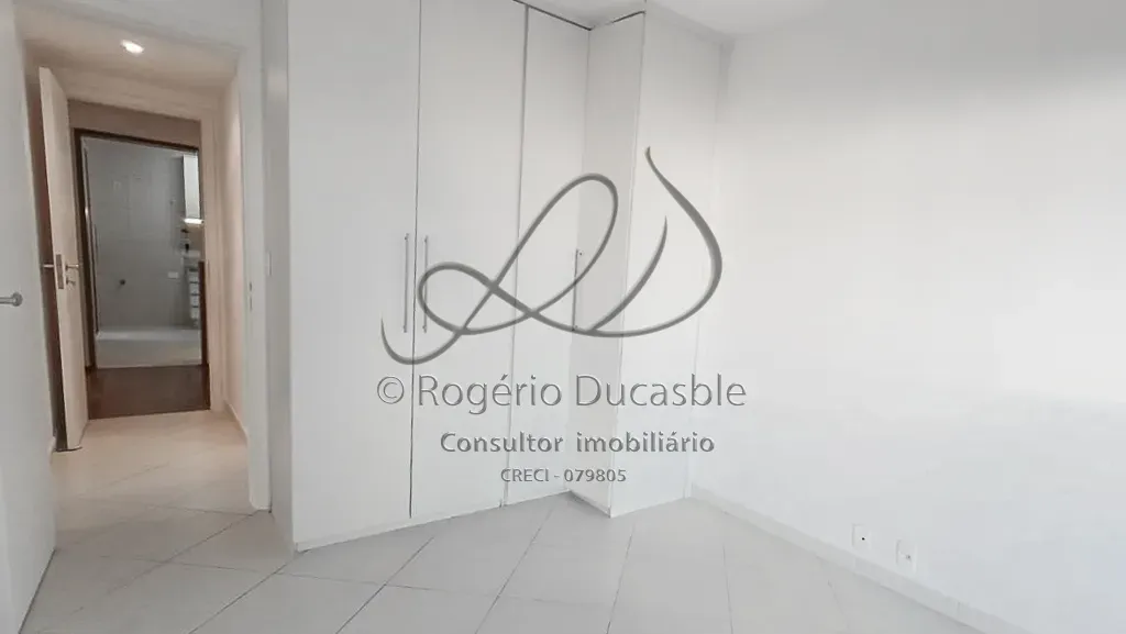 4-bedroom apartment, 2 with their own bathrooms, 165 m² — photo 28