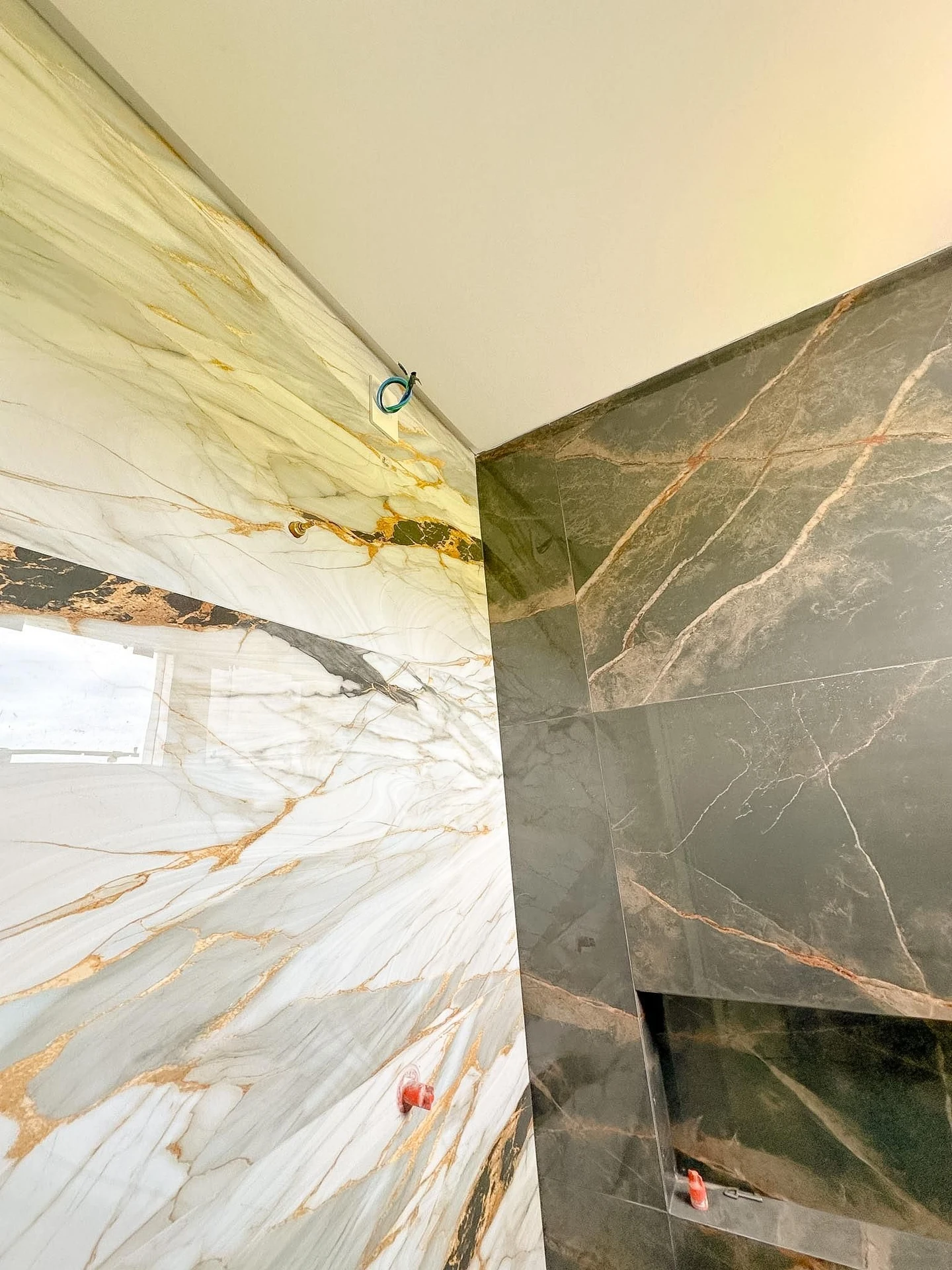Floor-to-ceiling windows in a 3-bedroom house, 157 m² — photo 65