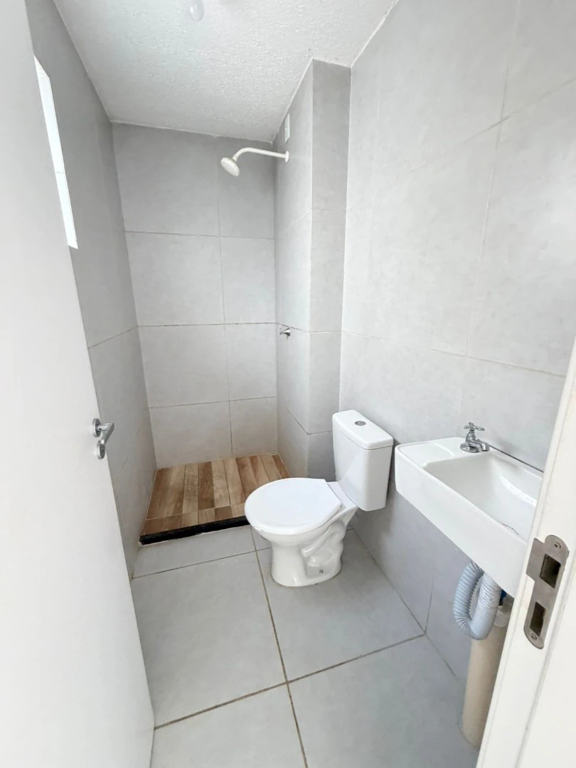 Apartamento de 2 quartos em condomínio com piscina — photo 10