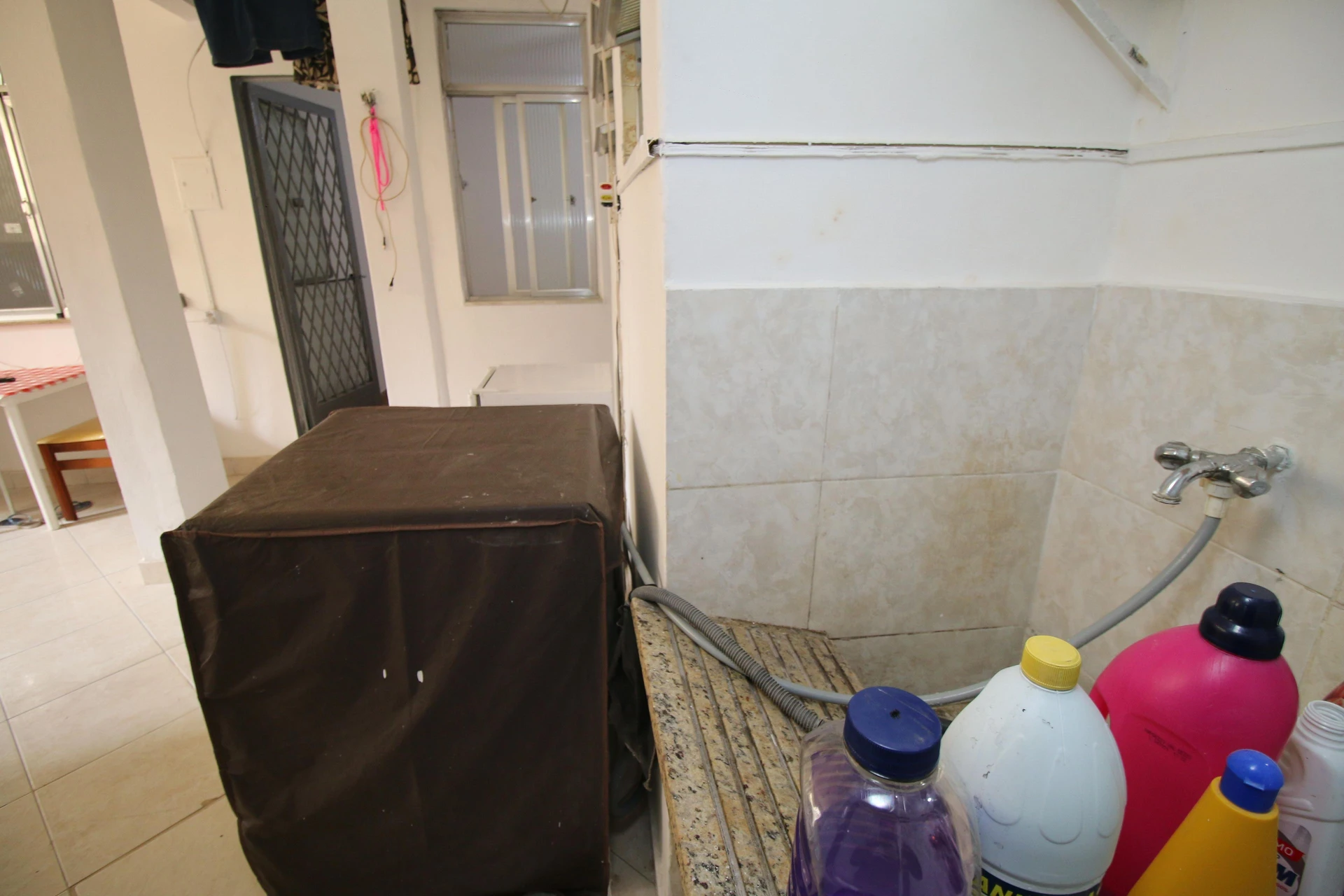 Casa sem mobília com 1 quarto e 1 banheiro — photo 12