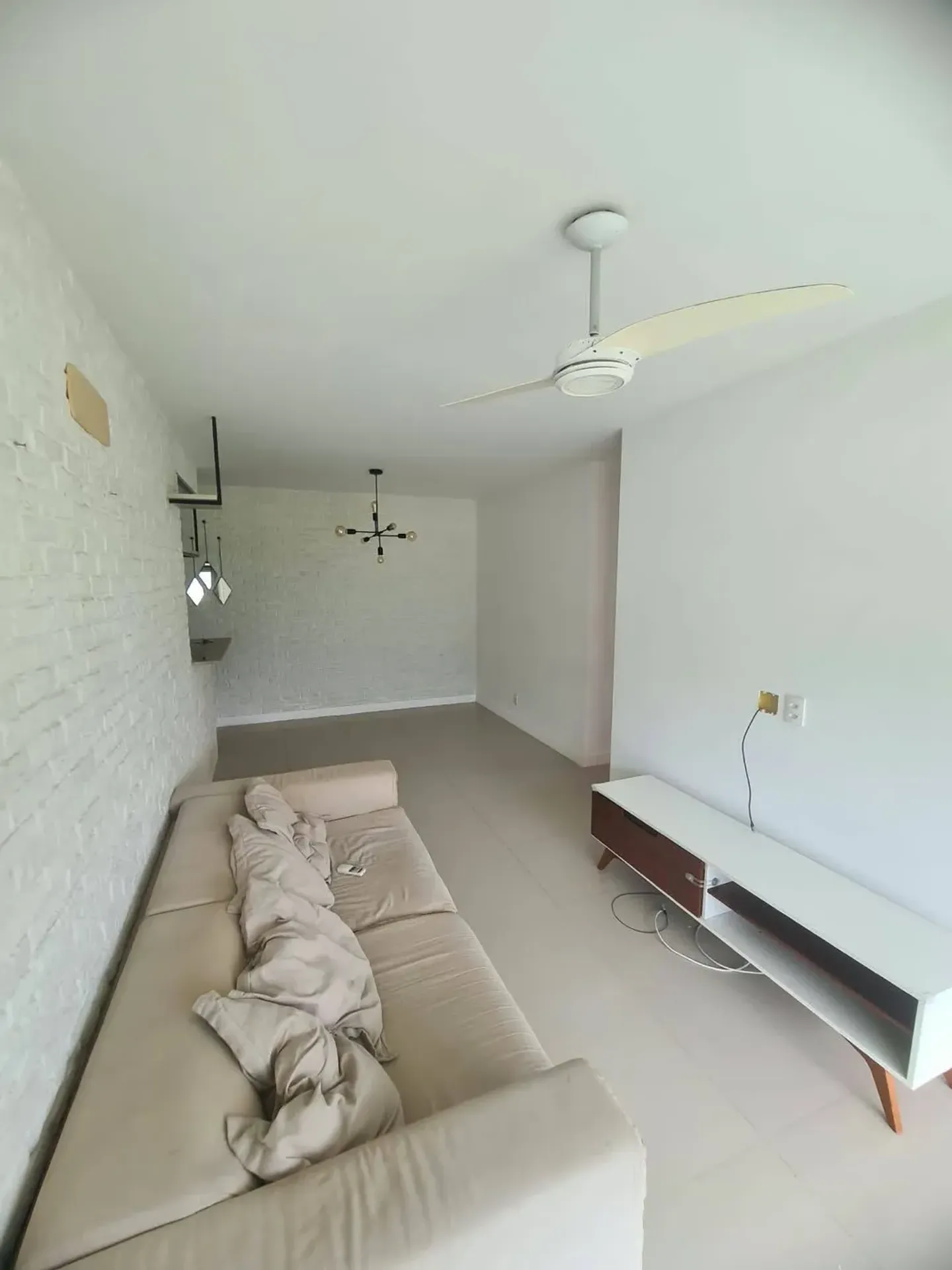 Walk-in closet in a 3-bedroom apartment, 81 m² — photo 16