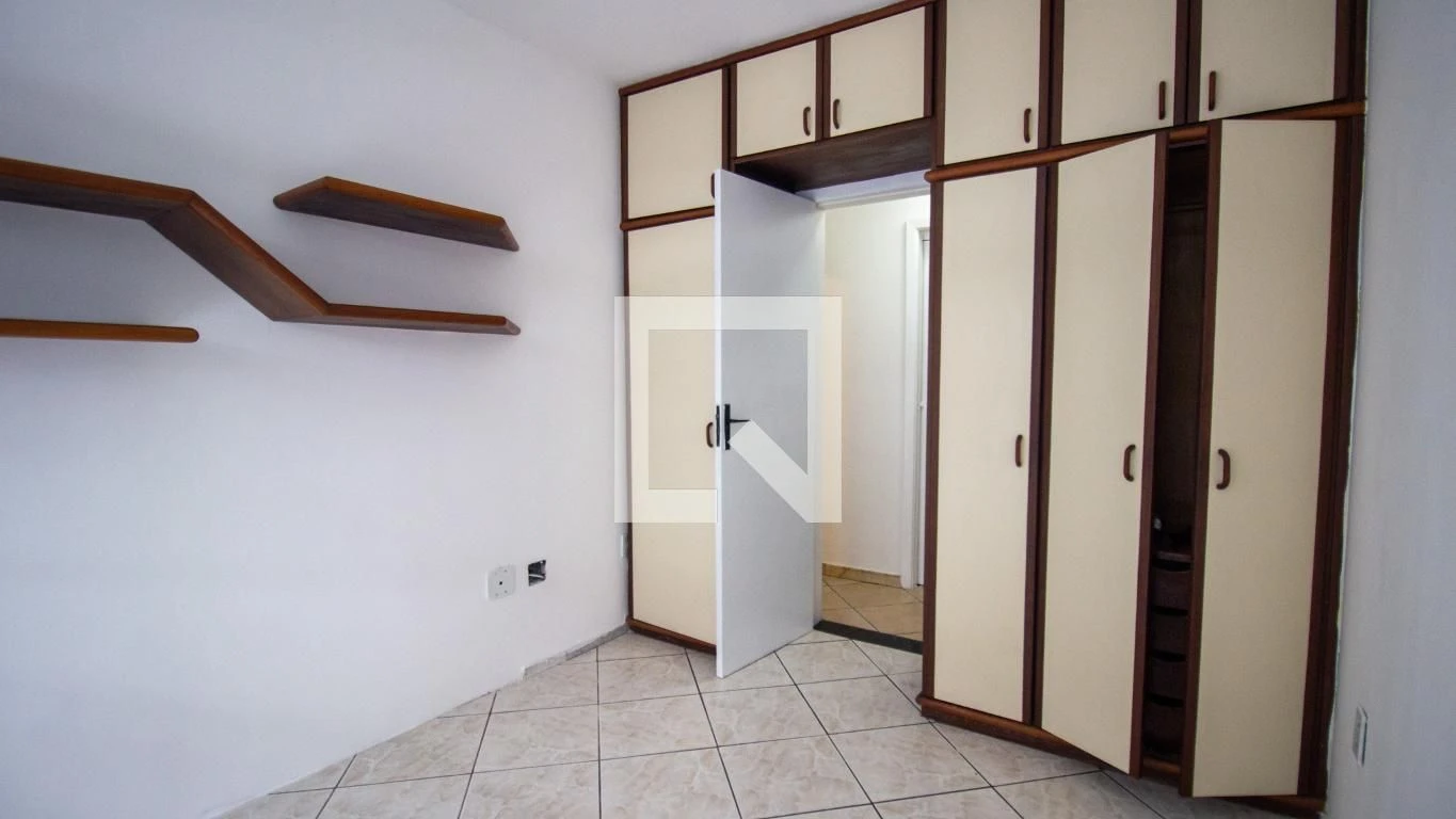 2-bedroom apartment, 1 with its own bathroom, 79 m²
