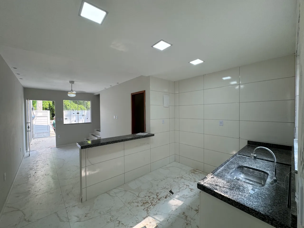 House with an open-plan kitchen and 2 bedrooms, 3 baths — photo 12