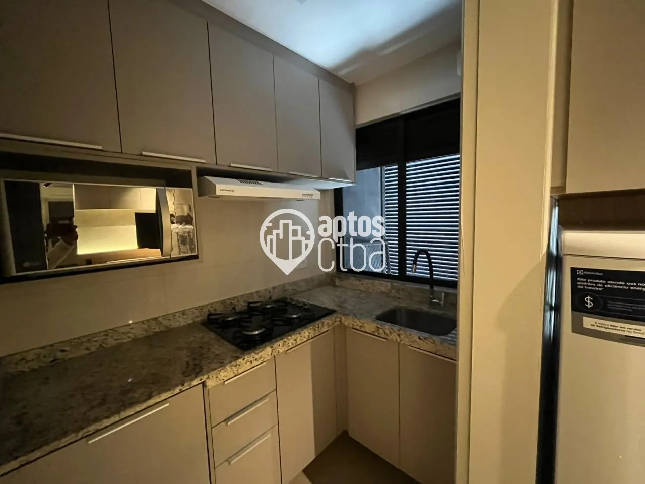 Студия на 14-м этаже с рабочим местом — photo 2