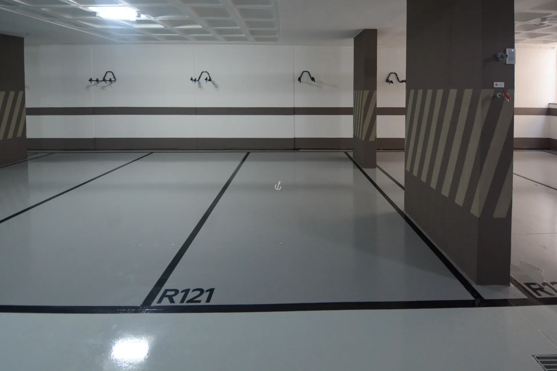 Furnished studio 47 m² with 1 parking space on 4th floor — photo 34