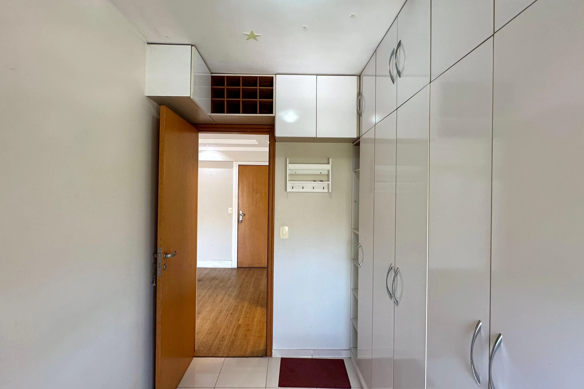 Apartamento de 3 quartos com vista para a água — photo 55