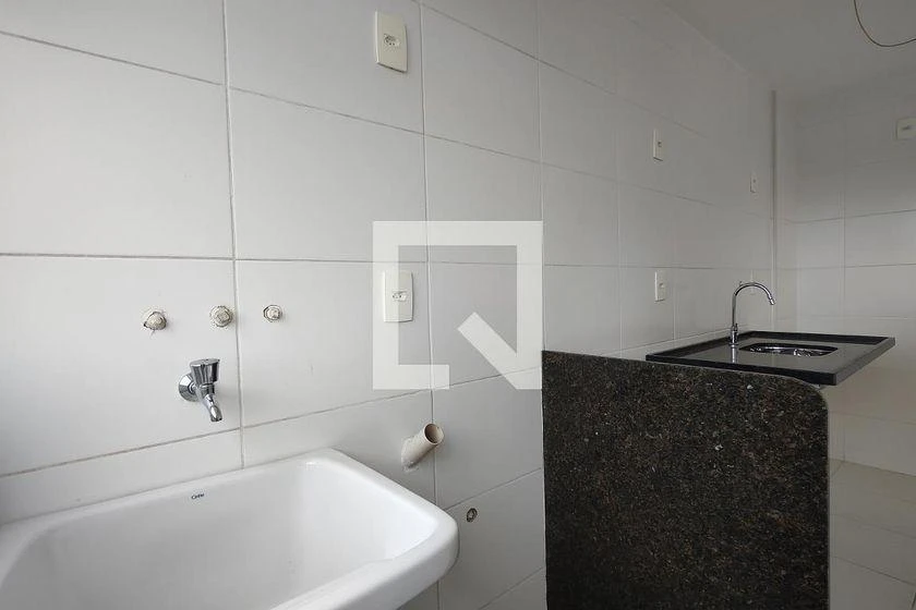 Rental apartment with 2 bedrooms and a balcony — photo 19