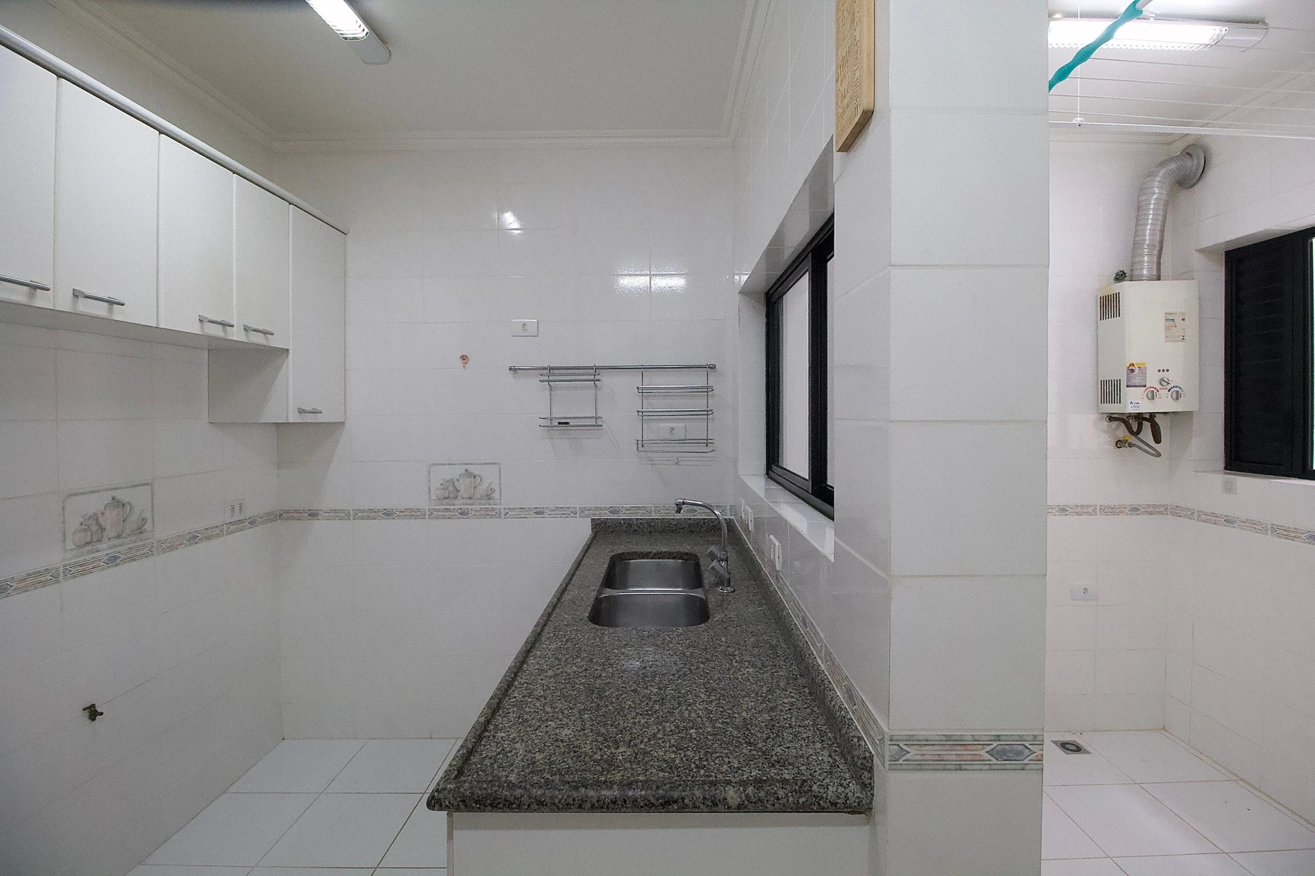 Apartment, 147 m², with a jacuzzi — photo 14