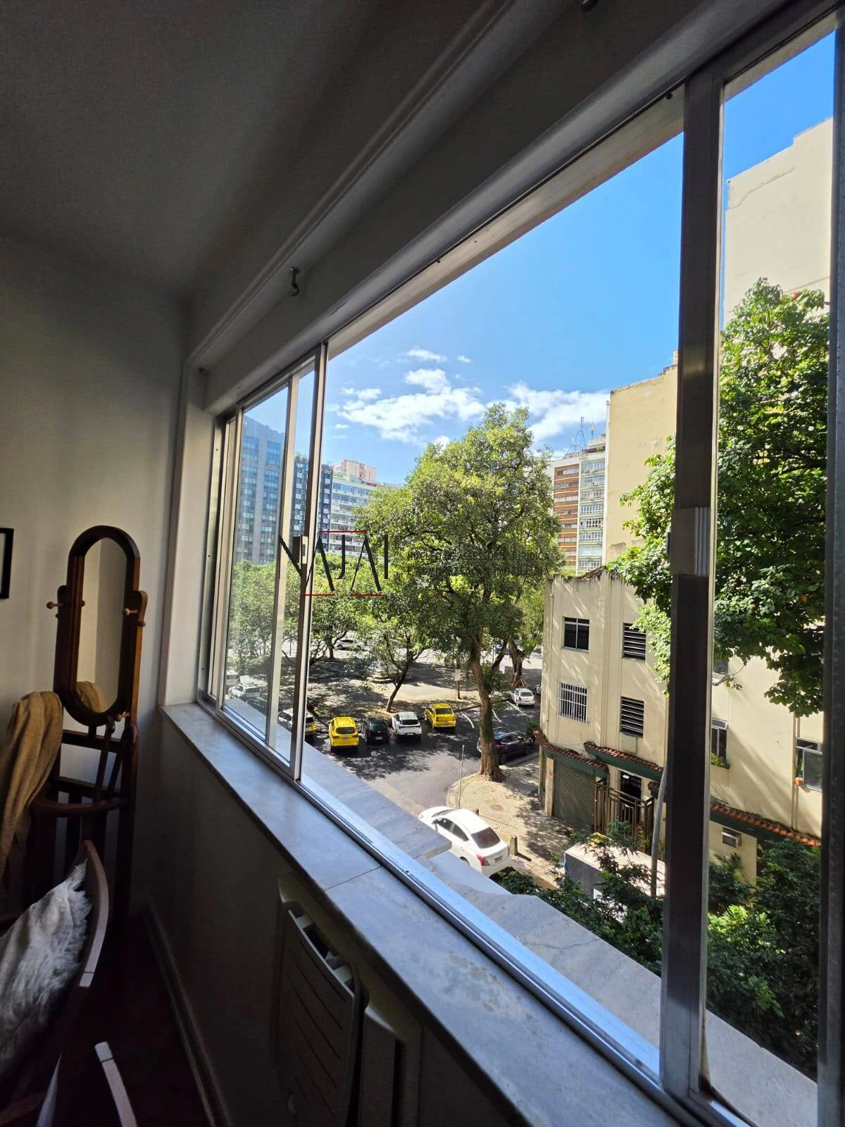 Furnished 3-bedroom apartment with 130 m² — photo 30