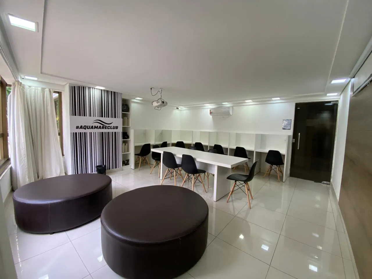 Квартира 91 м² с 3 спальнями и балконом — photo 6