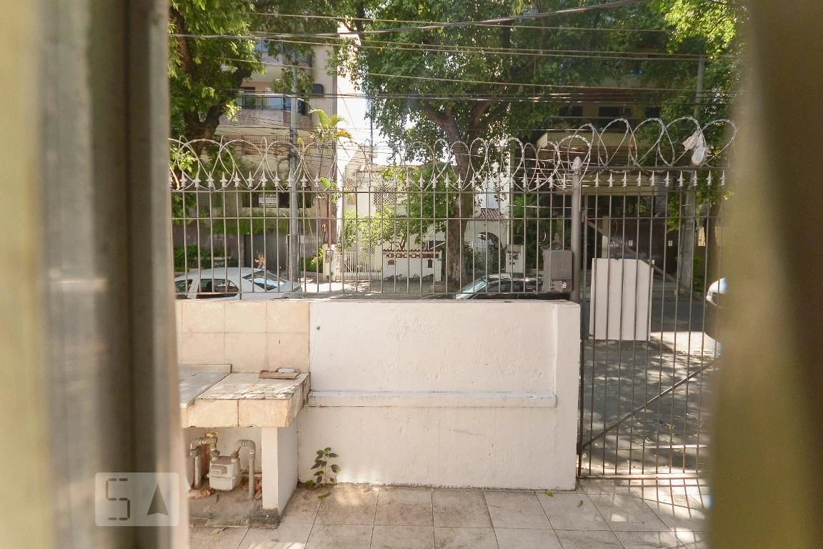 House for rent with 5 bedrooms and 2 bathrooms — photo 20