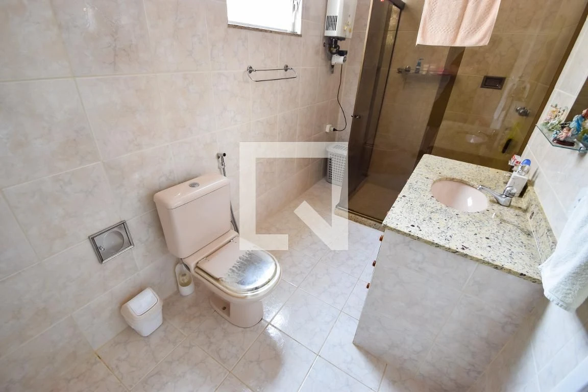 Casa mobiliada com 6 quartos e 3 suítes com jardim e BBQ — photo 63