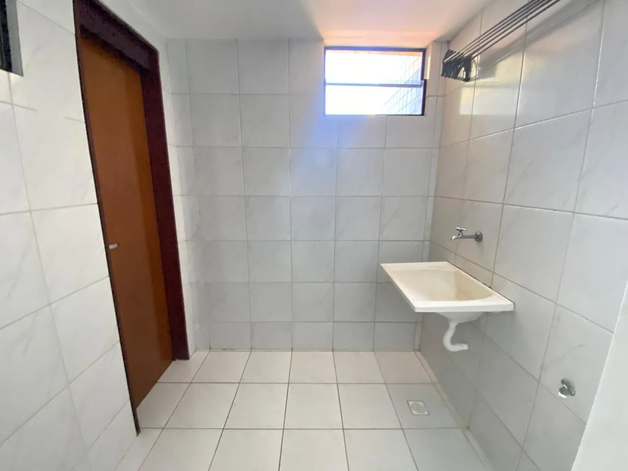 3-bedroom apartment with private BBQ area — photo 12
