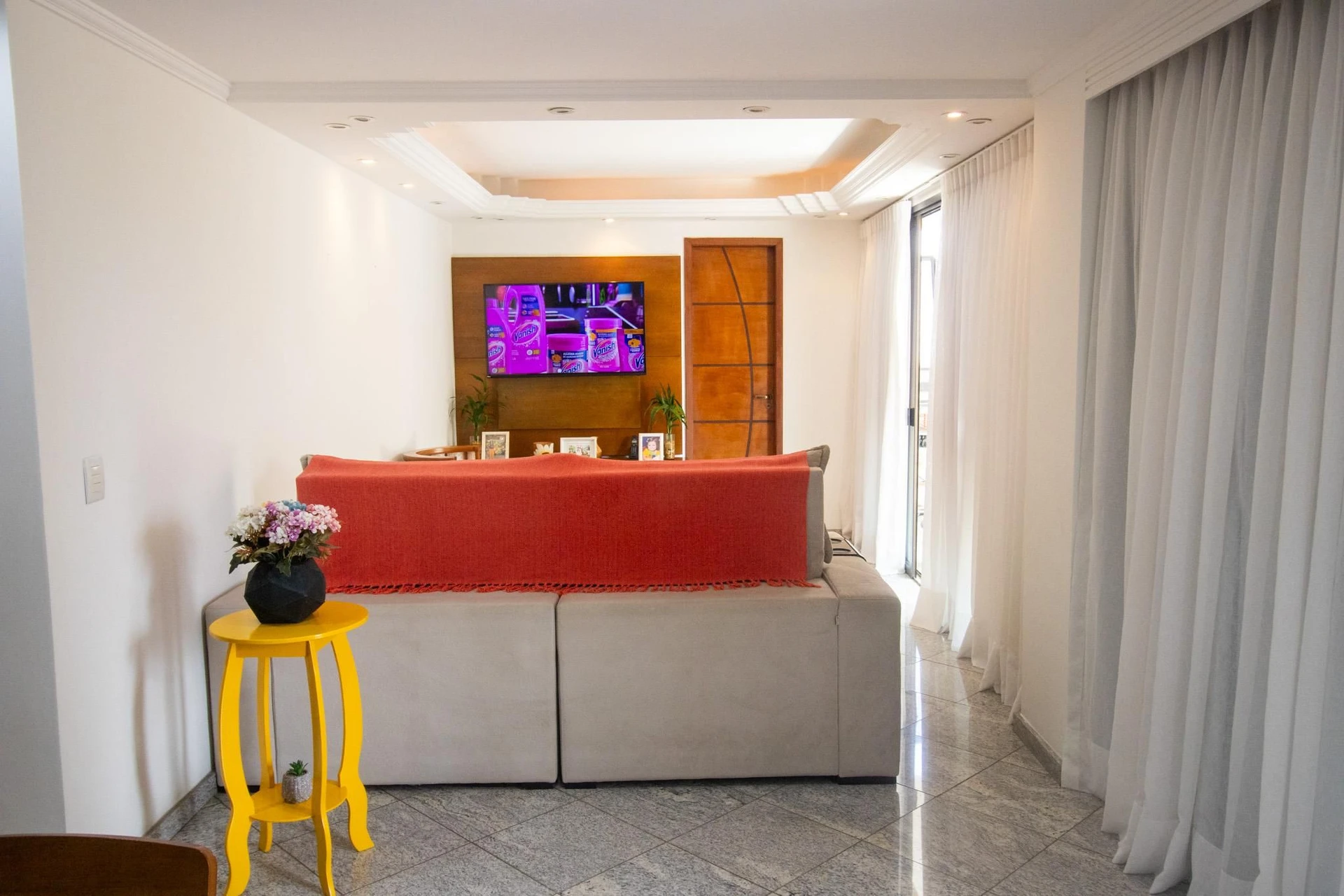 Furnished apartment with 3 bedrooms and a balcony — photo 9