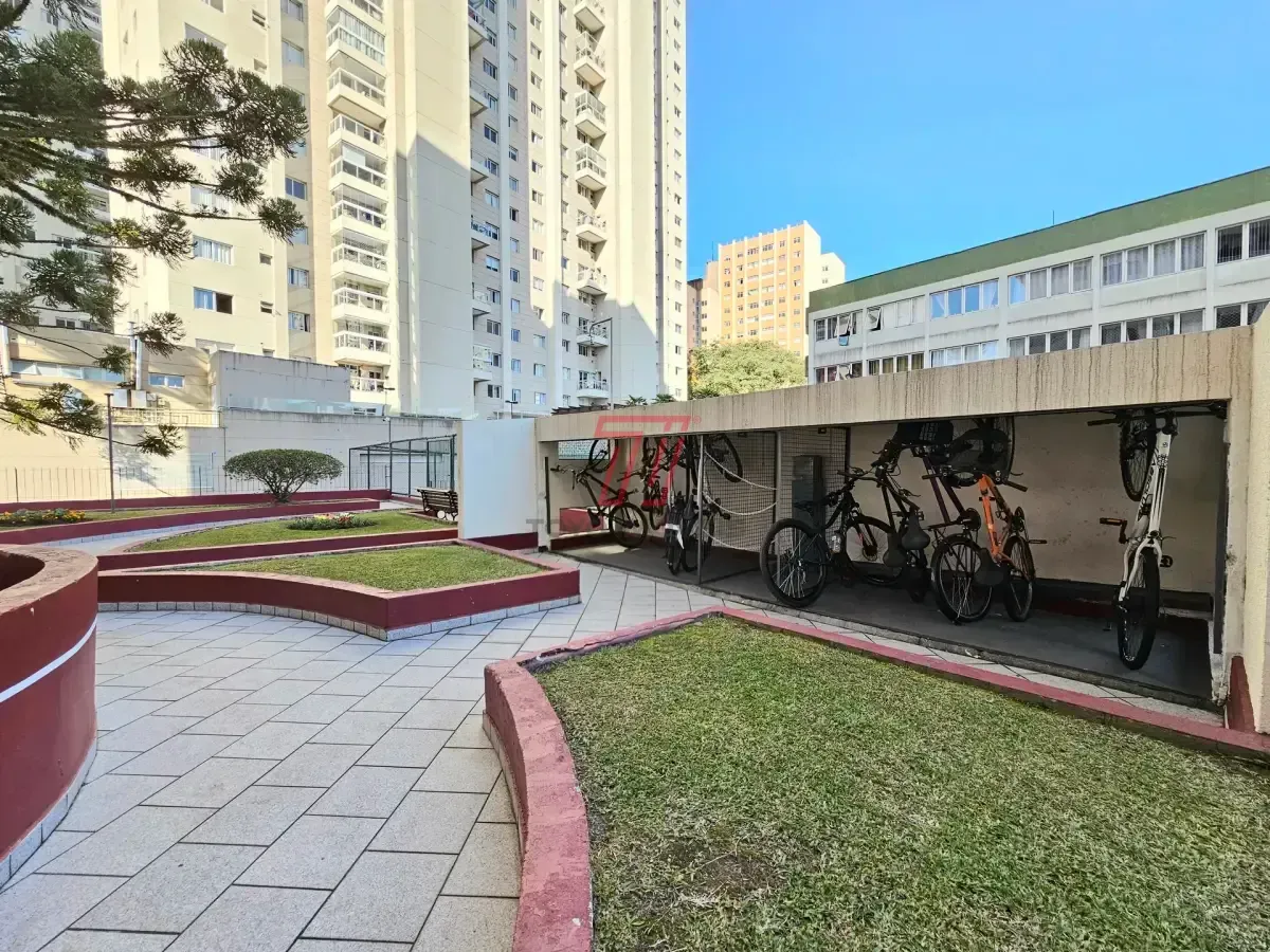 Rental apartment with 3 bedrooms and a balcony — photo 41