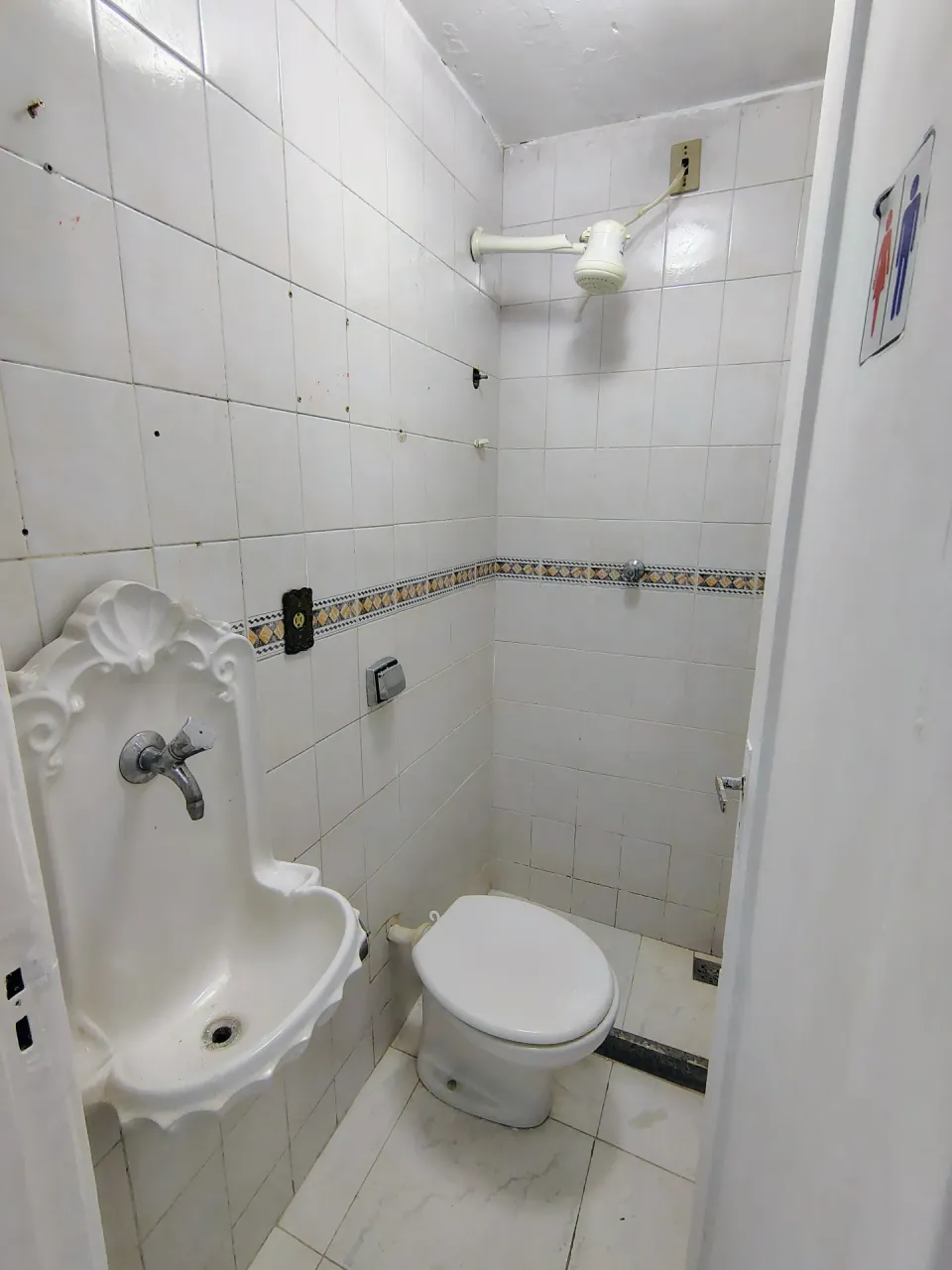 Unfurnished 1-bedroom apartment with AC and 1 bath — photo 5