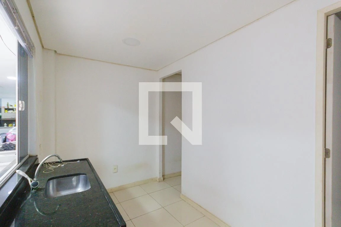 Studio with 1 bedroom and 1 bathroom, no parking — photo 4